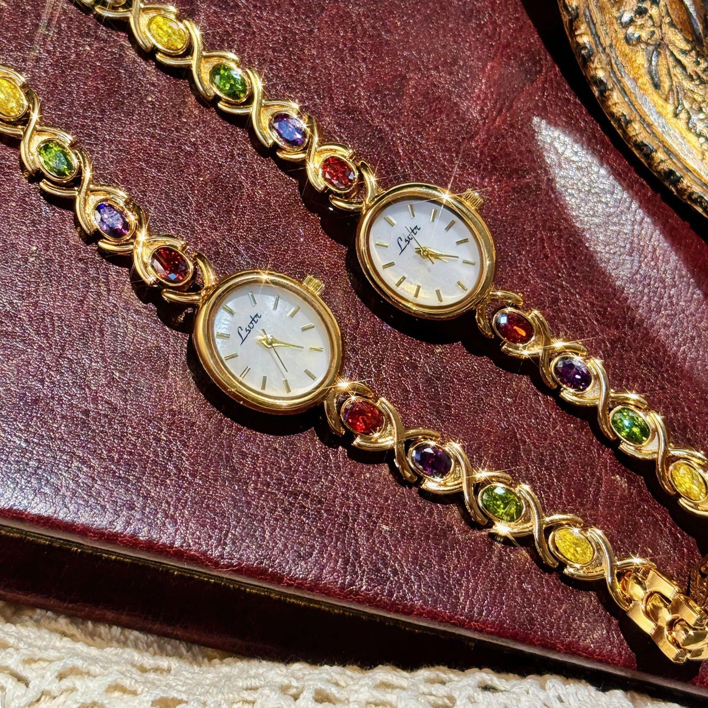 RELOJ JOYA VINTAGE QUE ILUMINA CADA LOOK